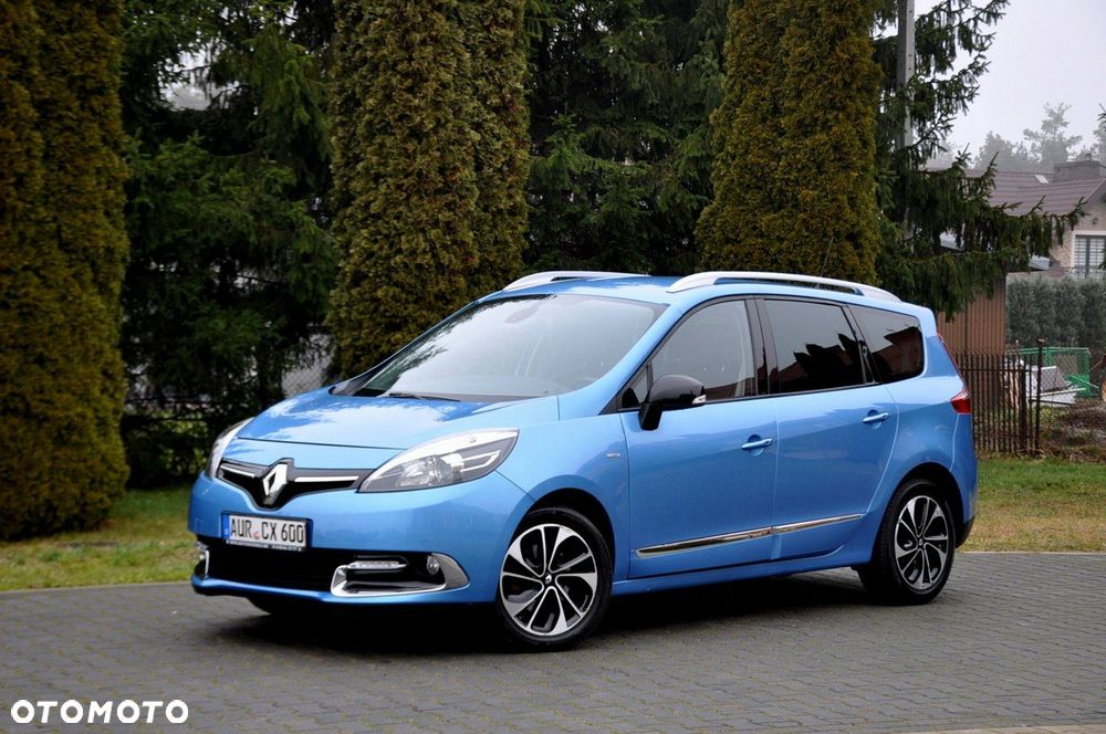 Renault Grand Scenic - 10