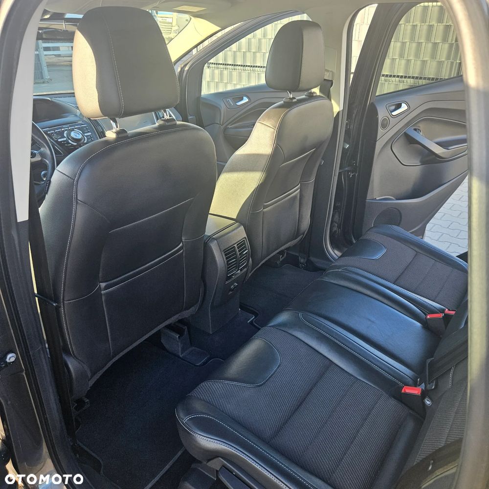 Ford Kuga 2.0 TDCi 4WD Titanium - 27