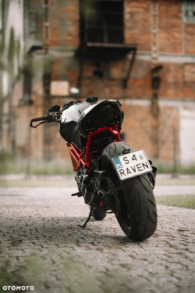 Ducati Monster - 9