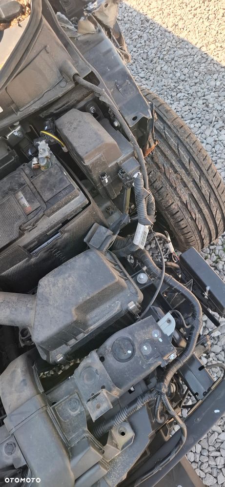 Nissan Micra 1.0 Visia Plus - 14