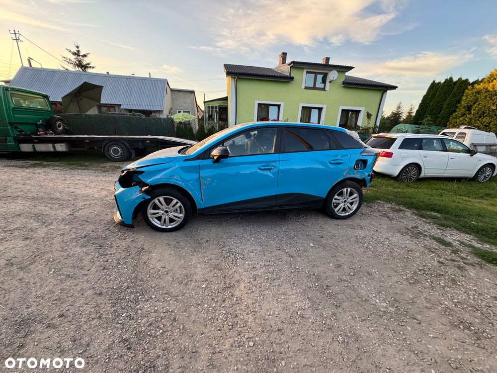 MG 4 Luxury 64 kWh - 6