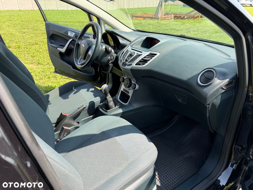 Ford Fiesta 1.25 Champions Edition - 16