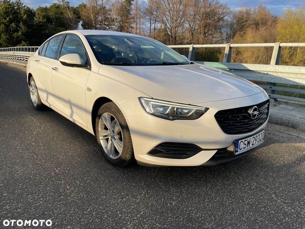 Opel Insignia 1.5 T Elite S&S - 9