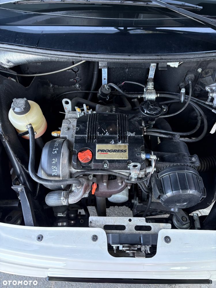 Ligier JS50 - 11