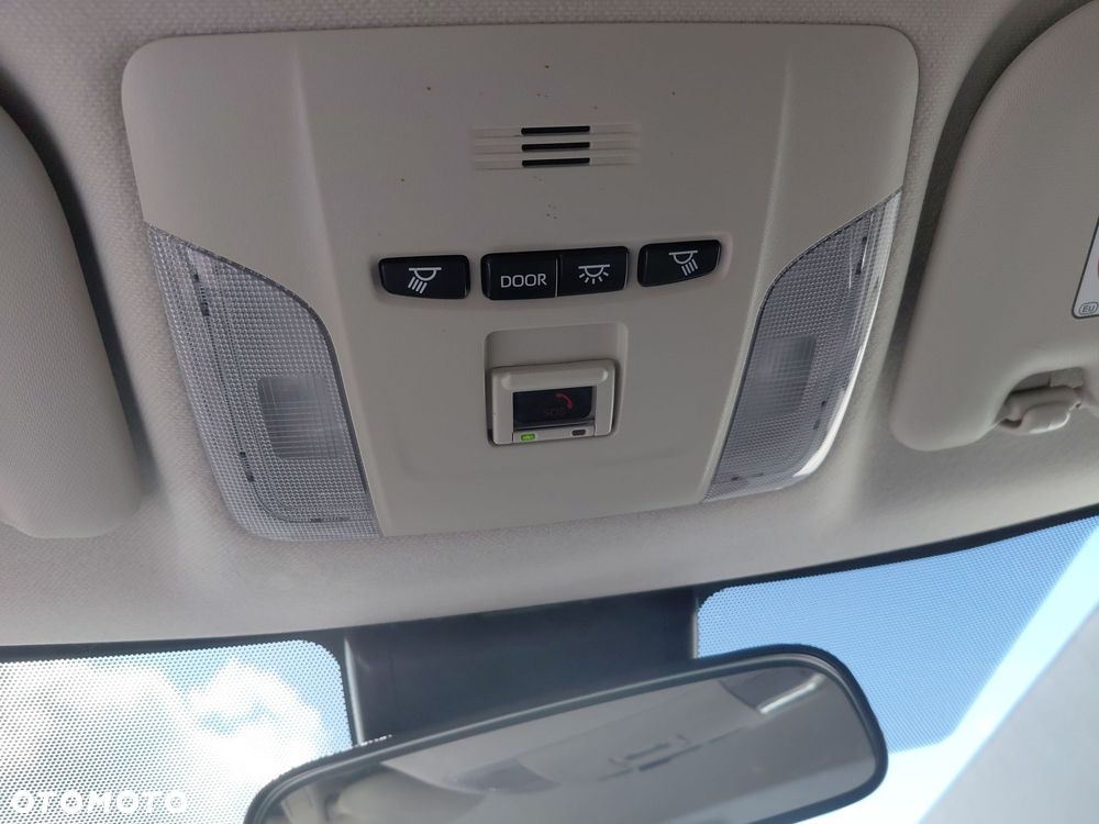 Toyota Corolla - 26