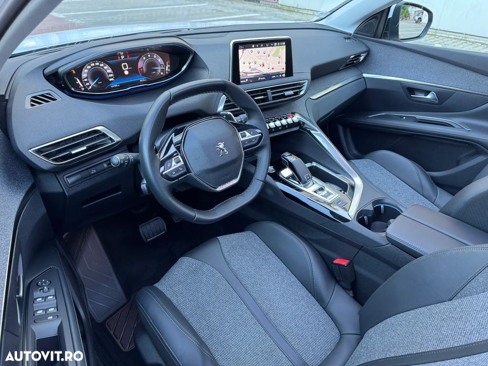 Peugeot 3008 1.2 PureTech 130 EAT8 Allure Pack - 11