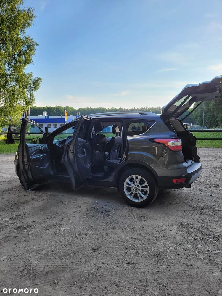 Ford Kuga 1.5 EcoBoost FWD Titanium ASS MMT6 - 6