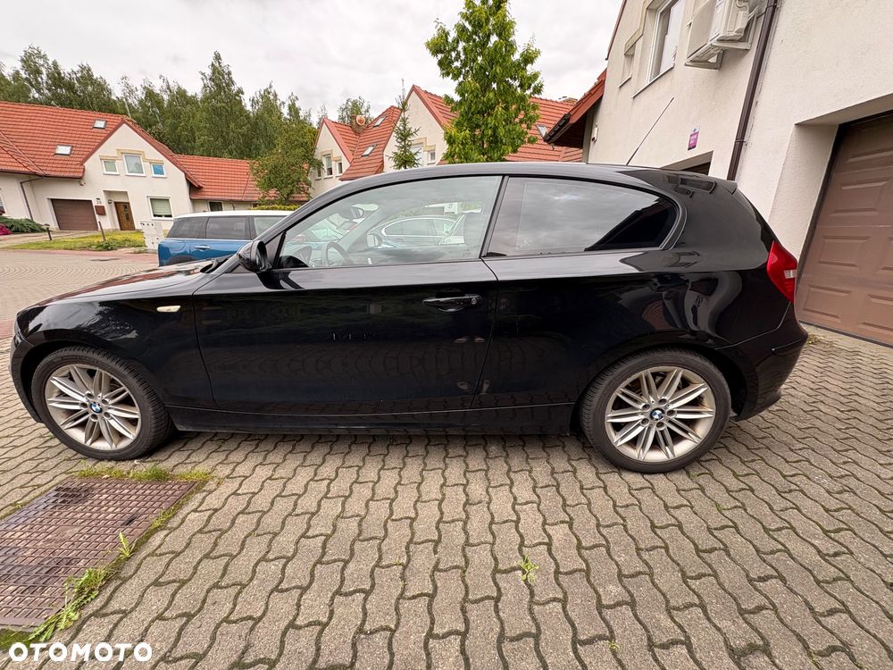 BMW Seria 1 118d DPF - 6
