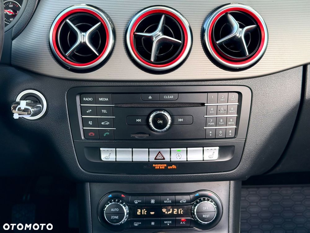 Mercedes-Benz Klasa B 160 d Edition - 26