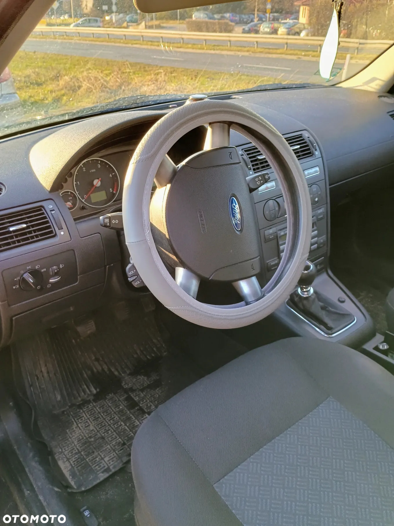 Ford Mondeo 2.0 TDCi Silver X - 11