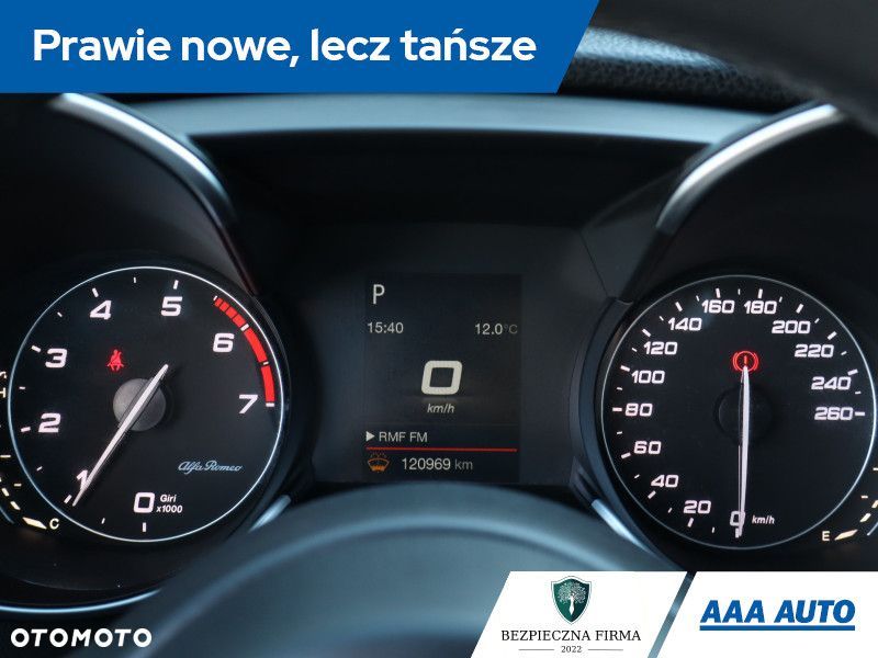 Alfa Romeo Giulia - 13