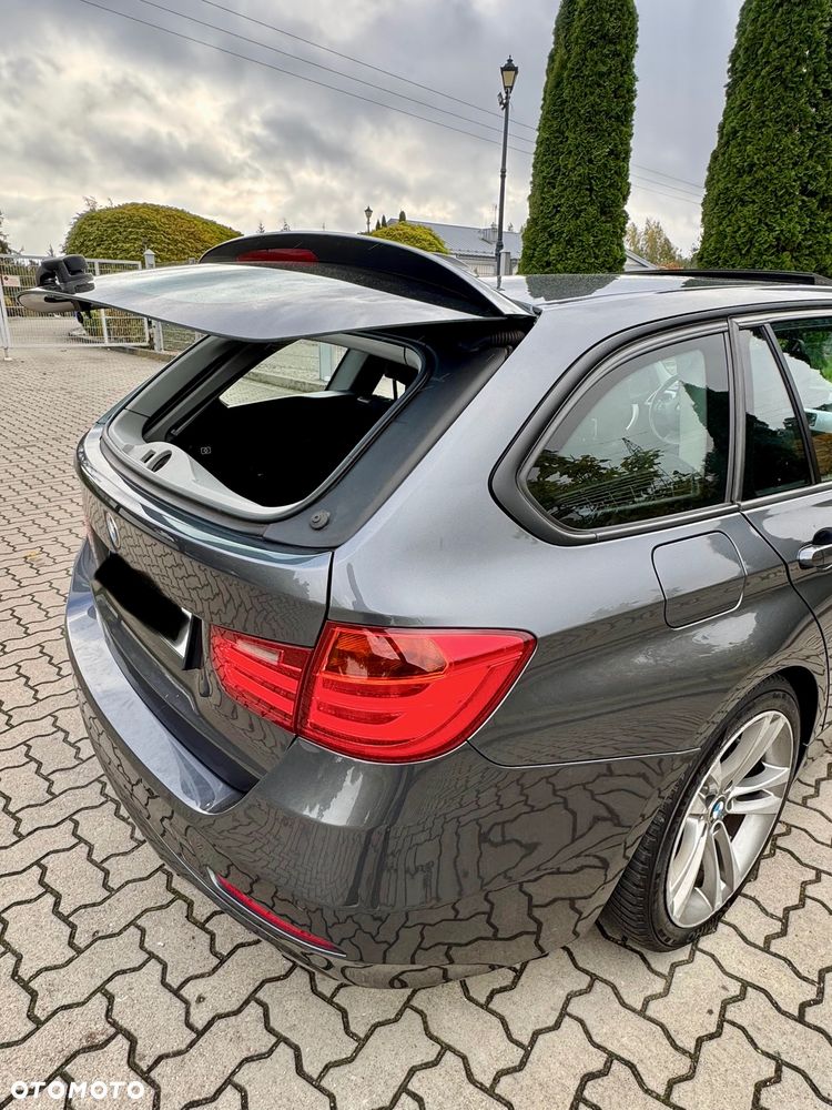 BMW Seria 3 - 25