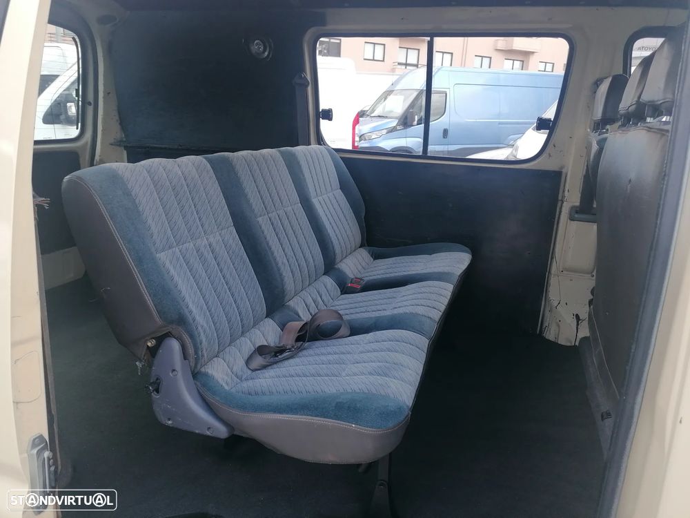 Toyota Hiace/6 Lug - 6