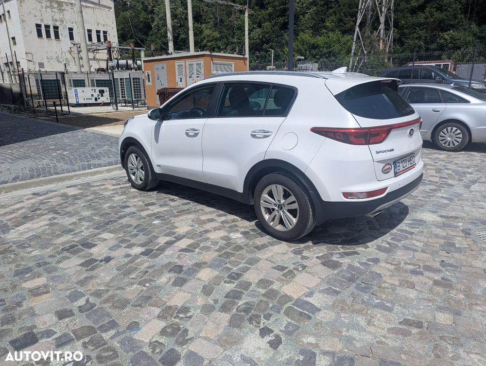 Kia Sportage 1.6 T-GDI 7DCT 4x4 Style - 6