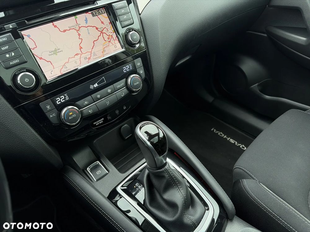 Nissan Qashqai 1.3 DIG-T N-Connecta DCT - 18