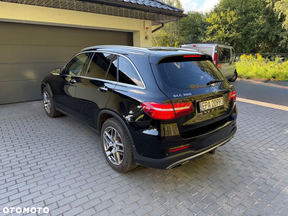 Mercedes-Benz GLC - 2