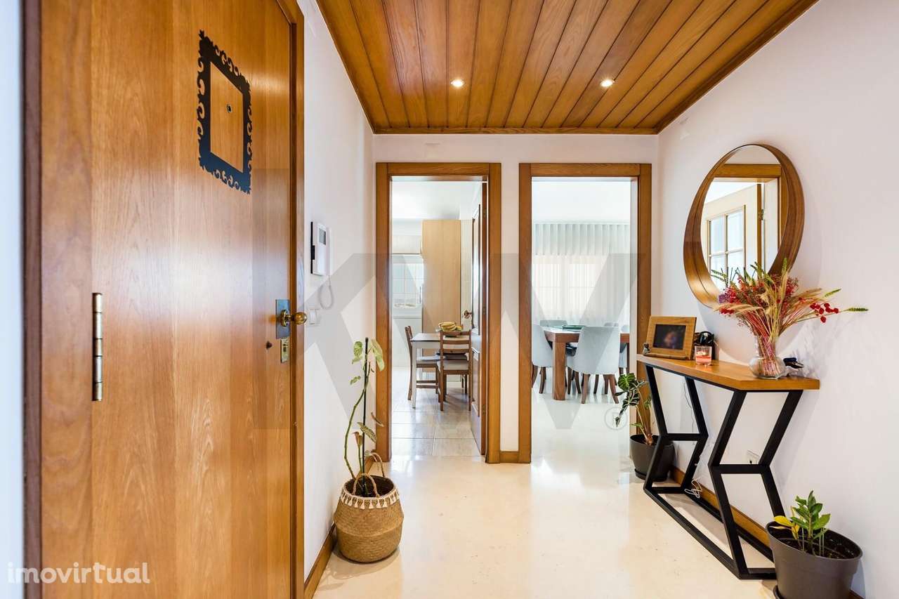 Fantastico T3 com garagem independente de 85m2 - Prior Velho - Lisboa - Grande imagem: 3/26