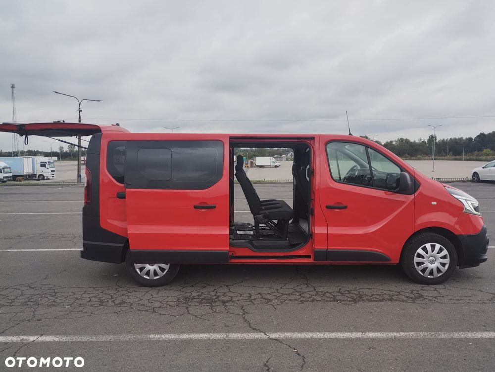 Renault Trafic Grand SpaceClass 2.0 dCi EDC - 12