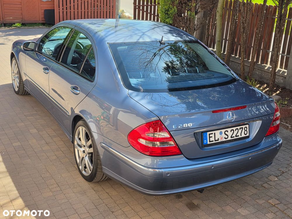 Mercedes-Benz Klasa E 280 4Matic Automatik Avantgarde - 9