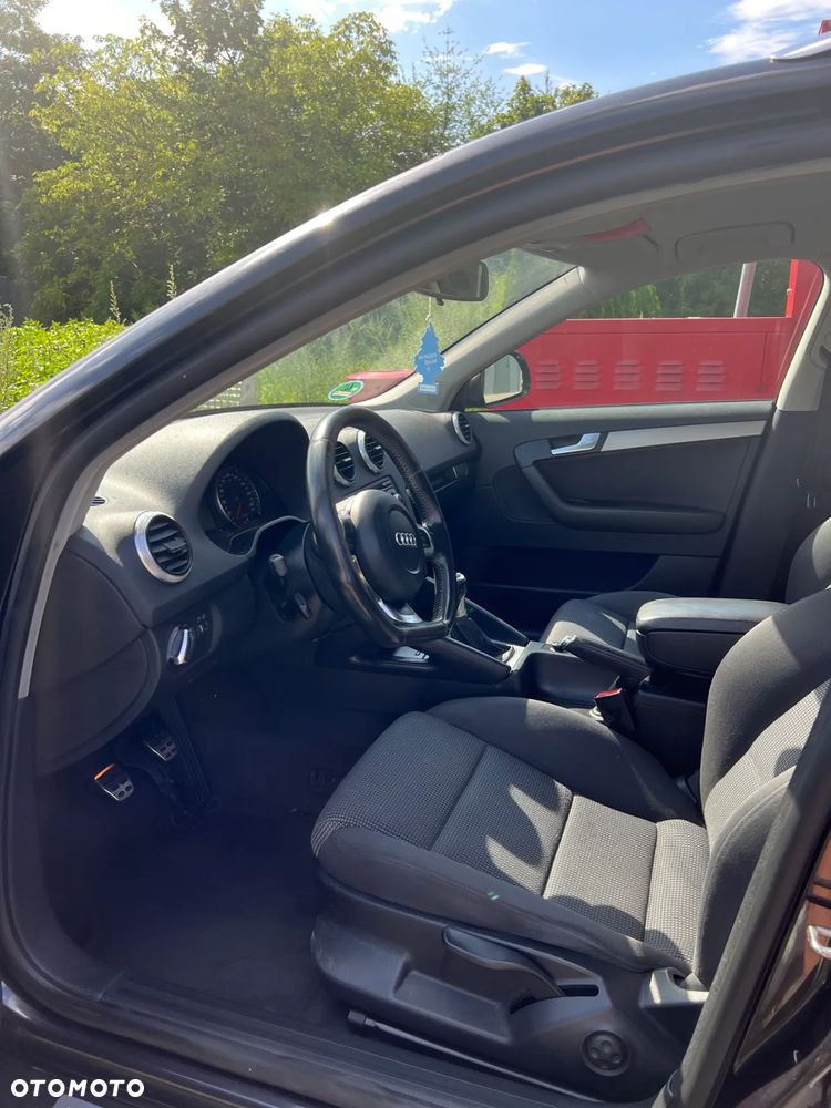 Audi A3 2.0 TDI DPF Ambiente - 7