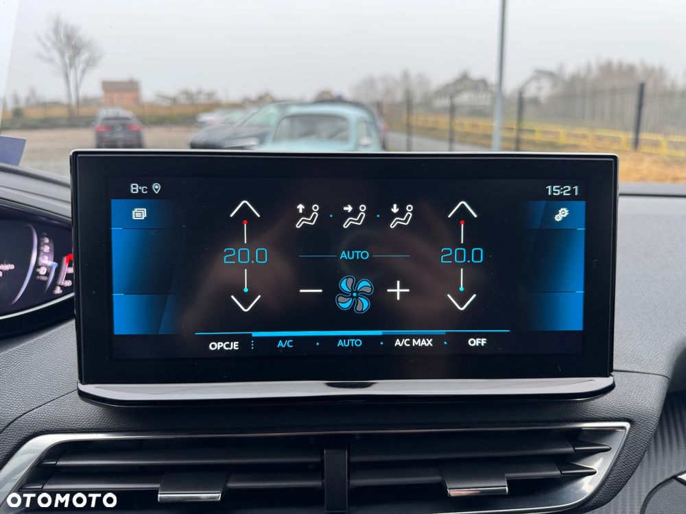 Peugeot 3008 BlueHDi 130 Stop & Start EAT8 Allure - 29