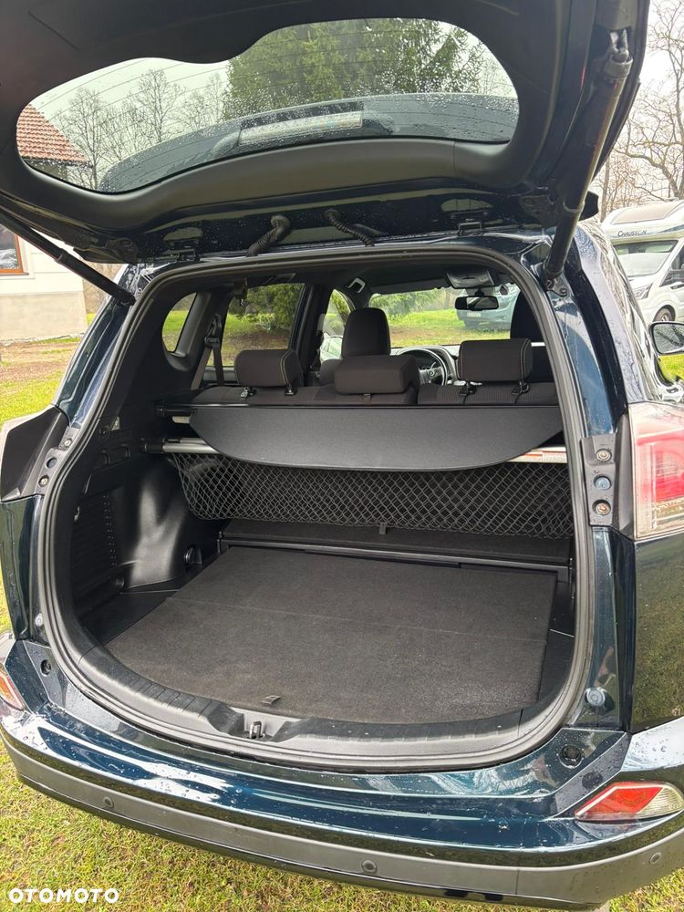 Toyota RAV4 Hybrid Style 4x4 - 5