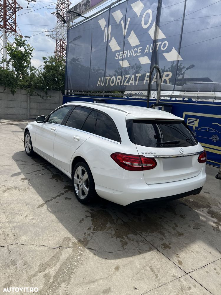 Mercedes-Benz C - 6