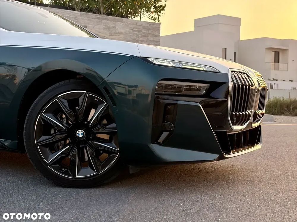BMW Seria 7 740Li xDrive sport - 11