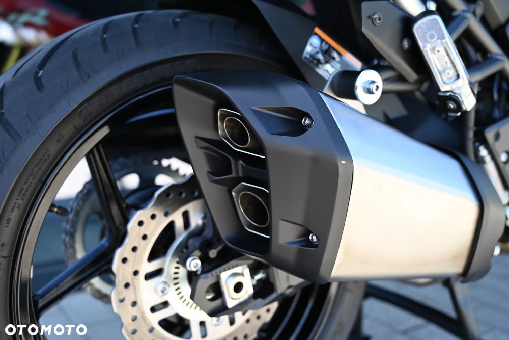 Kawasaki Versys 1000 - 17