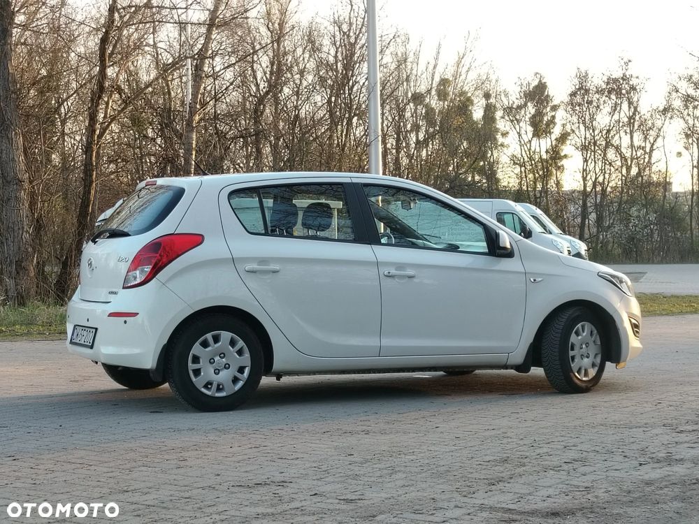 Hyundai i20 1.1 CRDi Classic + - 4