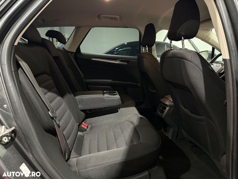 Ford Mondeo 2.0 TDCI PowerShift Business Class - 8