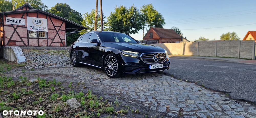 Mercedes-Benz Klasa E 220 d mHEV AMG 9G-Tronic - 16