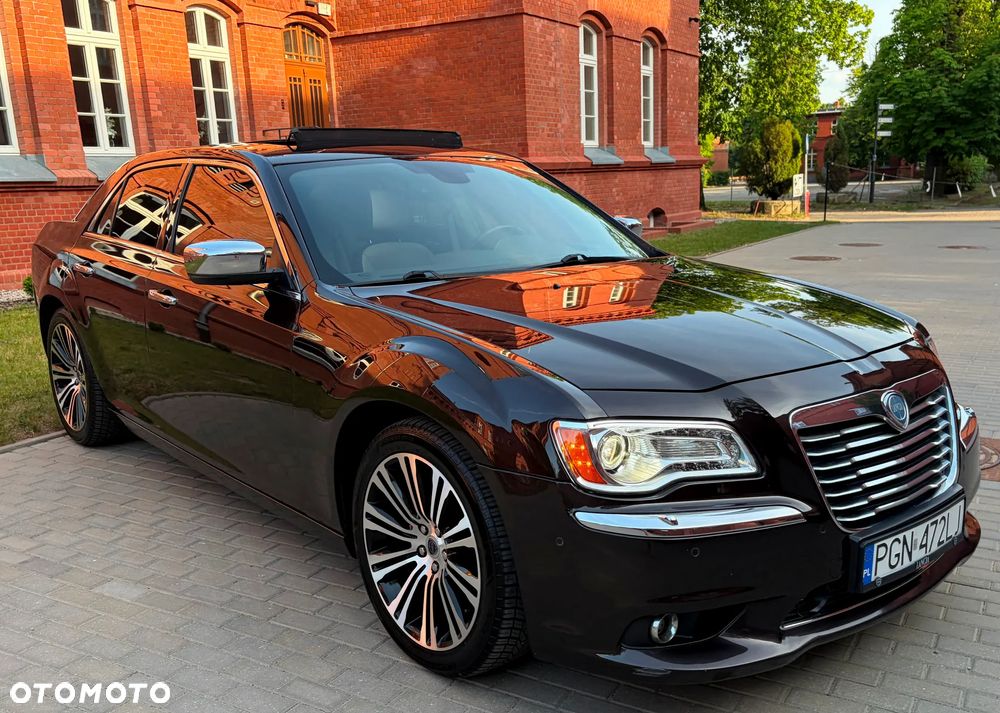 Lancia Thema 3.6 V6 VVT 24V Automatik Executive - 11