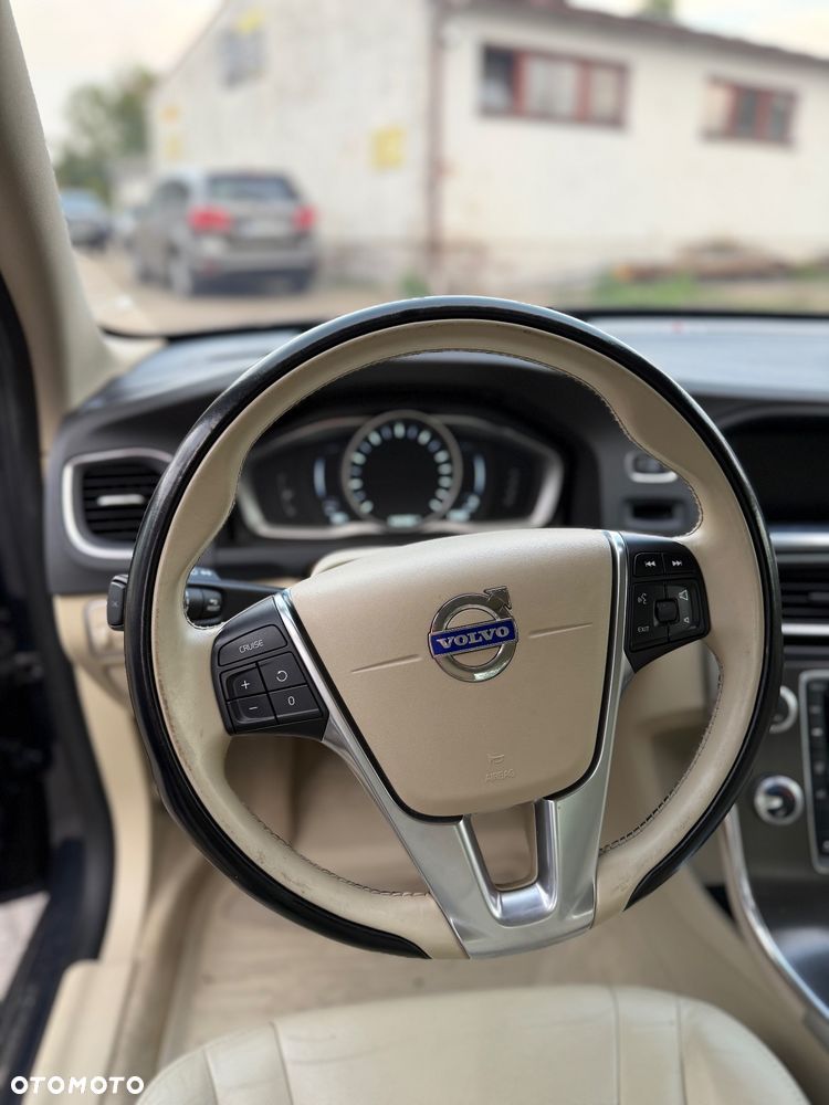 Volvo S60 T5 Geartronic Momentum - 23