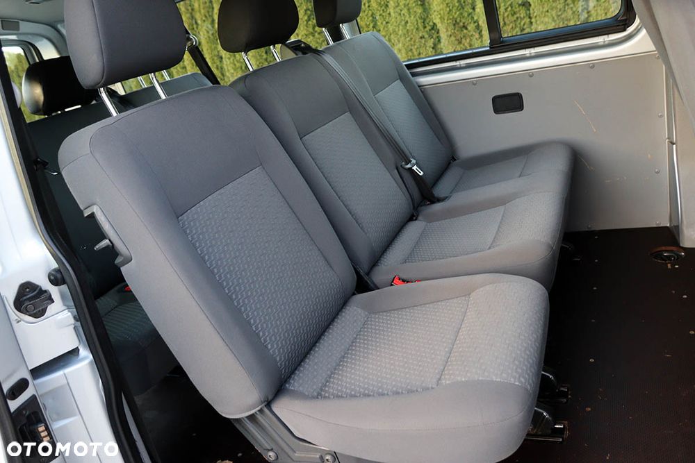 Volkswagen Transporter - 27