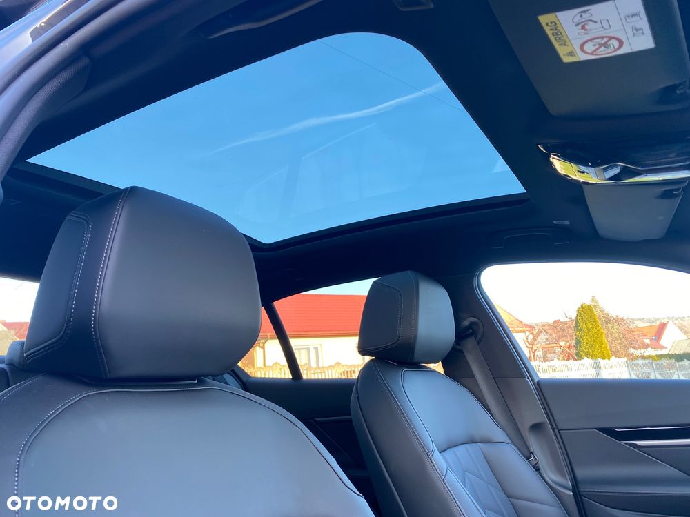 BMW Seria 5 520d xDrive - 27