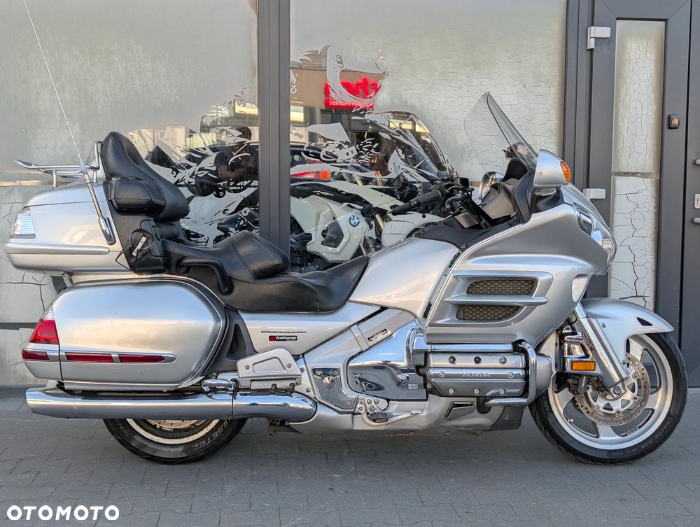 Honda GL - 15