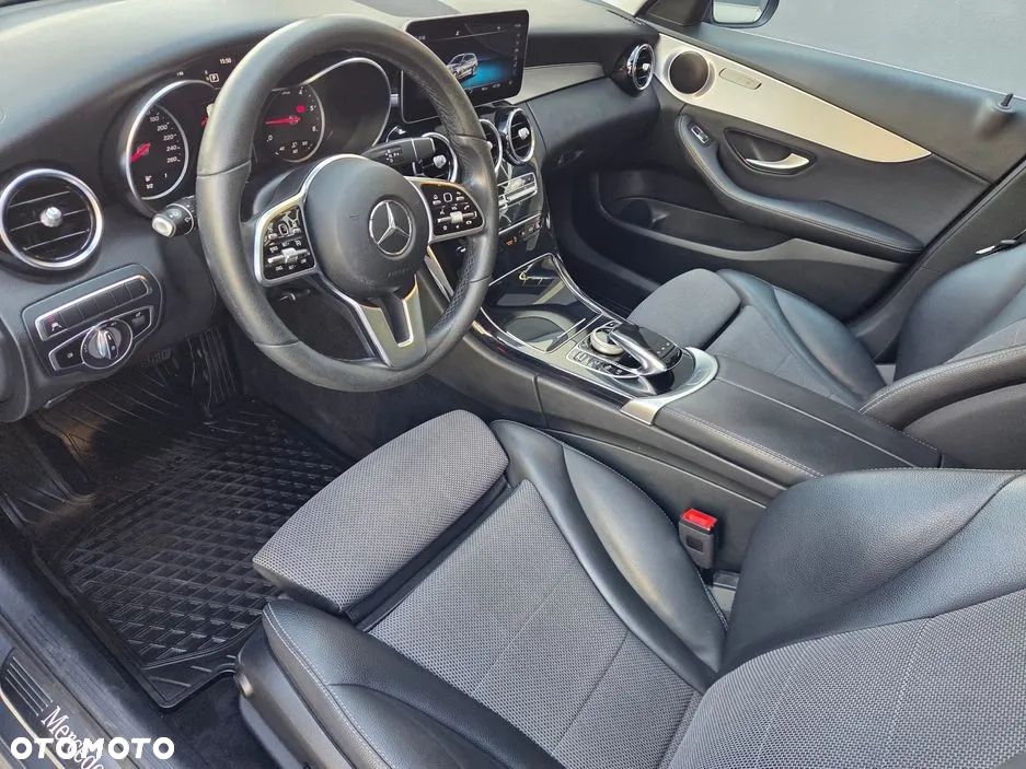 Mercedes-Benz Klasa C 220 d 9G-TRONIC - 8