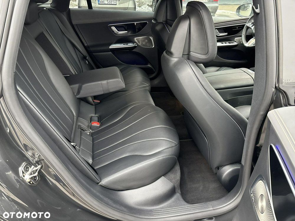 Mercedes-Benz EQE - 14