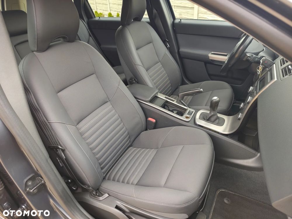 Volvo V50 DPF D2 Business Edition - 17