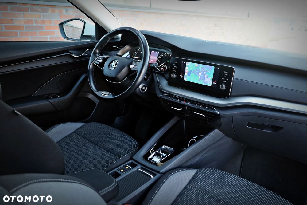 Skoda Octavia 2.0 TDI Ambition DSG - 18