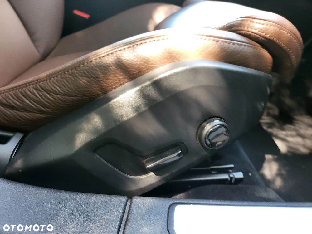 Volvo V60 D4 Inscription - 15