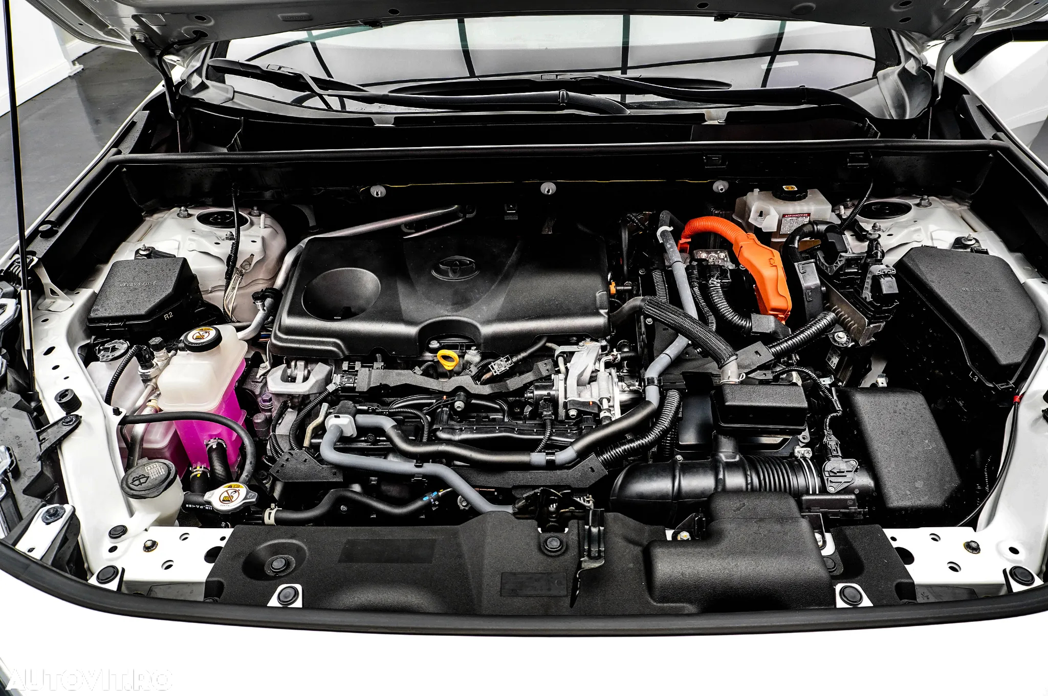 Toyota RAV4 2.5 Hybrid VVT-iE 4x4 Dynamic - 33