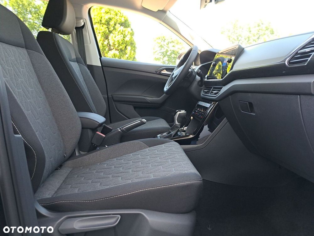 Volkswagen T-Cross - 22