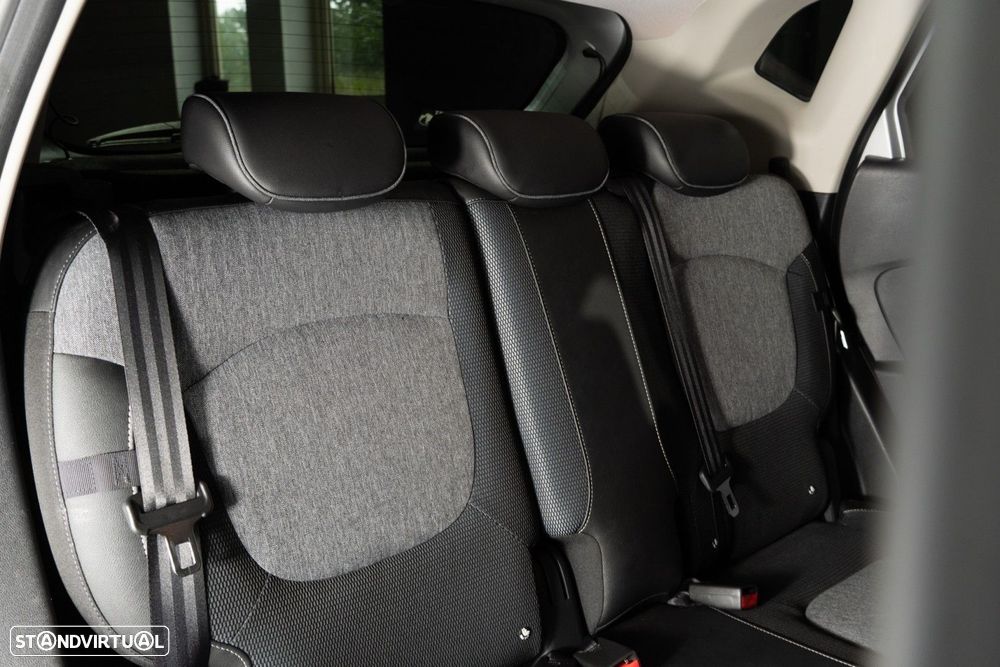 Renault Captur 0.9 TCE Exclusive - 23