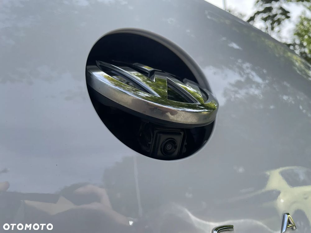 Volkswagen Passat 2.0 TSI Elegance DSG - 29