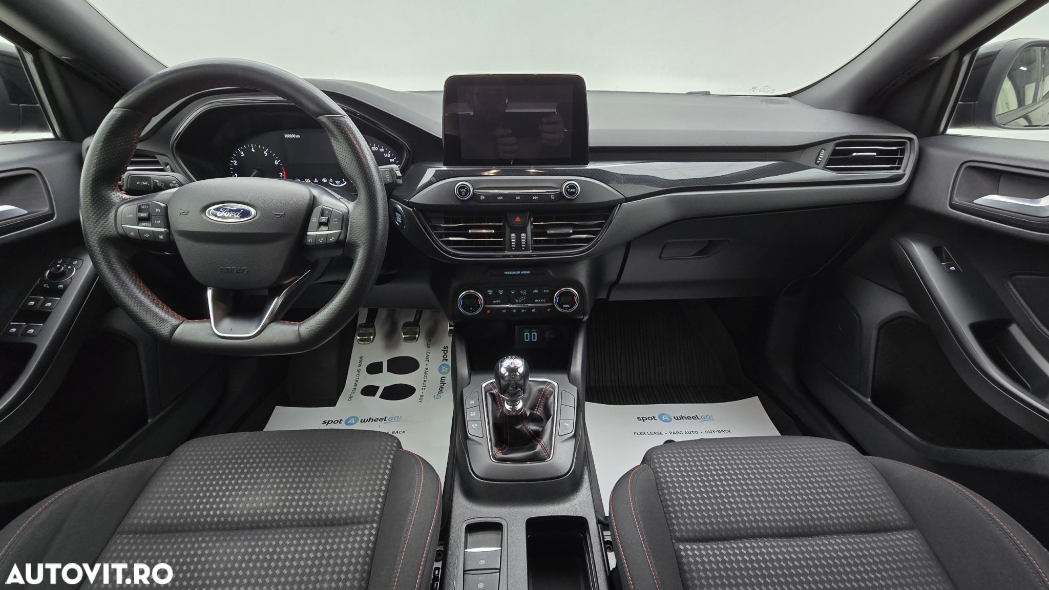 Ford Focus - 14
