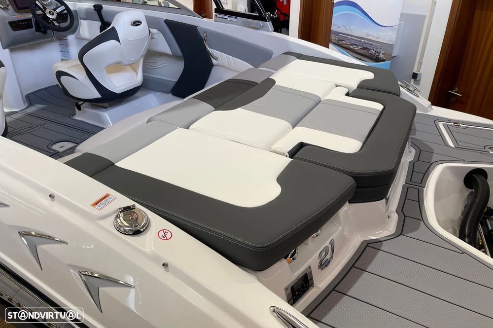 Chaparral 21 SSI OB - 3