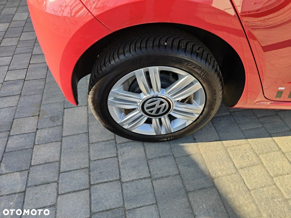 Volkswagen up! 1.0 Beats - 29