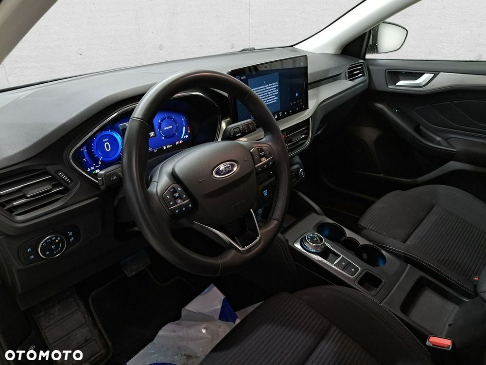 Ford Focus - 11
